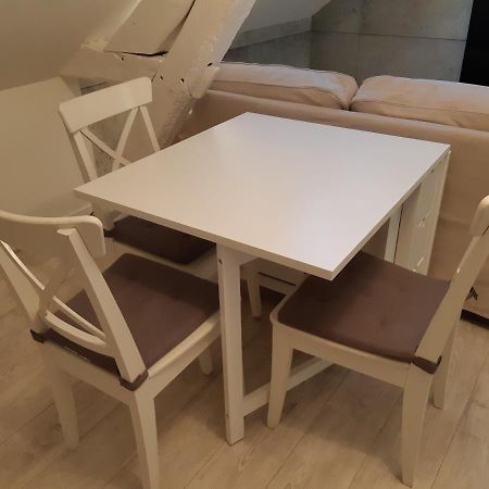 Elbeuf Studio Combles Chambre Separee Wifi Sweet Home Экстерьер фото